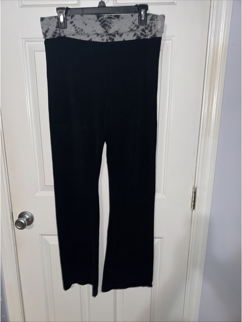 Victorias Secret Womens Size Large Black Yoga Pants Fold Over Waist